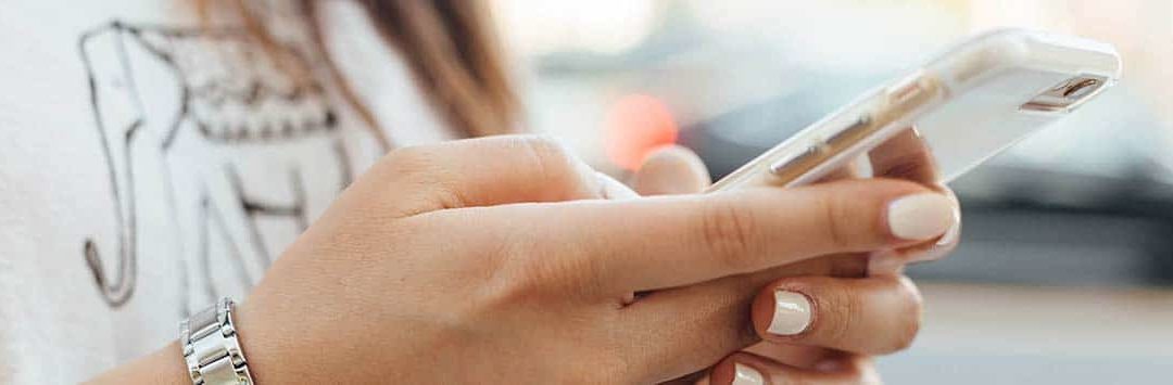 Travelling to France? Buy your French SIM card at the airport!